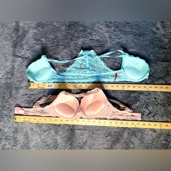 Bras X2 size 32B - Picture 10 of 16